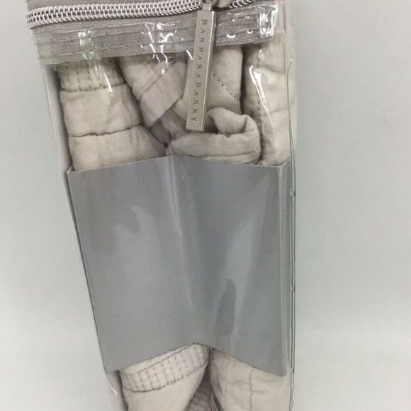 BarbaraBarry CottonQuilted Single Euro Pillow Sham in Eternity Oyster 26x26 NEW - Picture 5 of 9